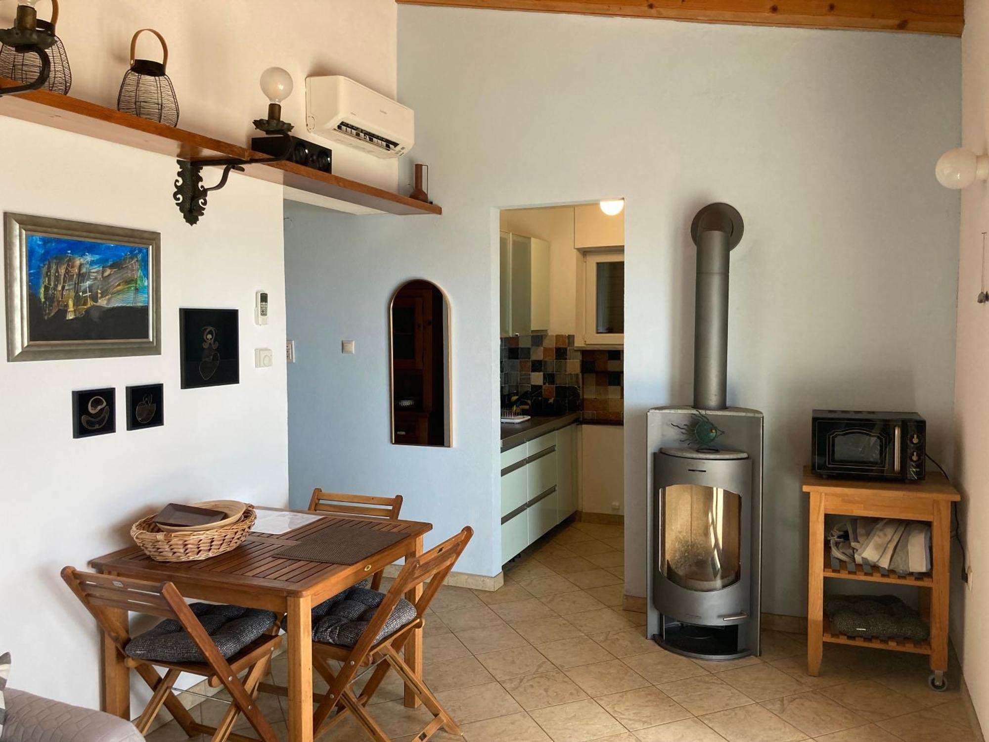 Karigador Beach House Eksteriør bilde